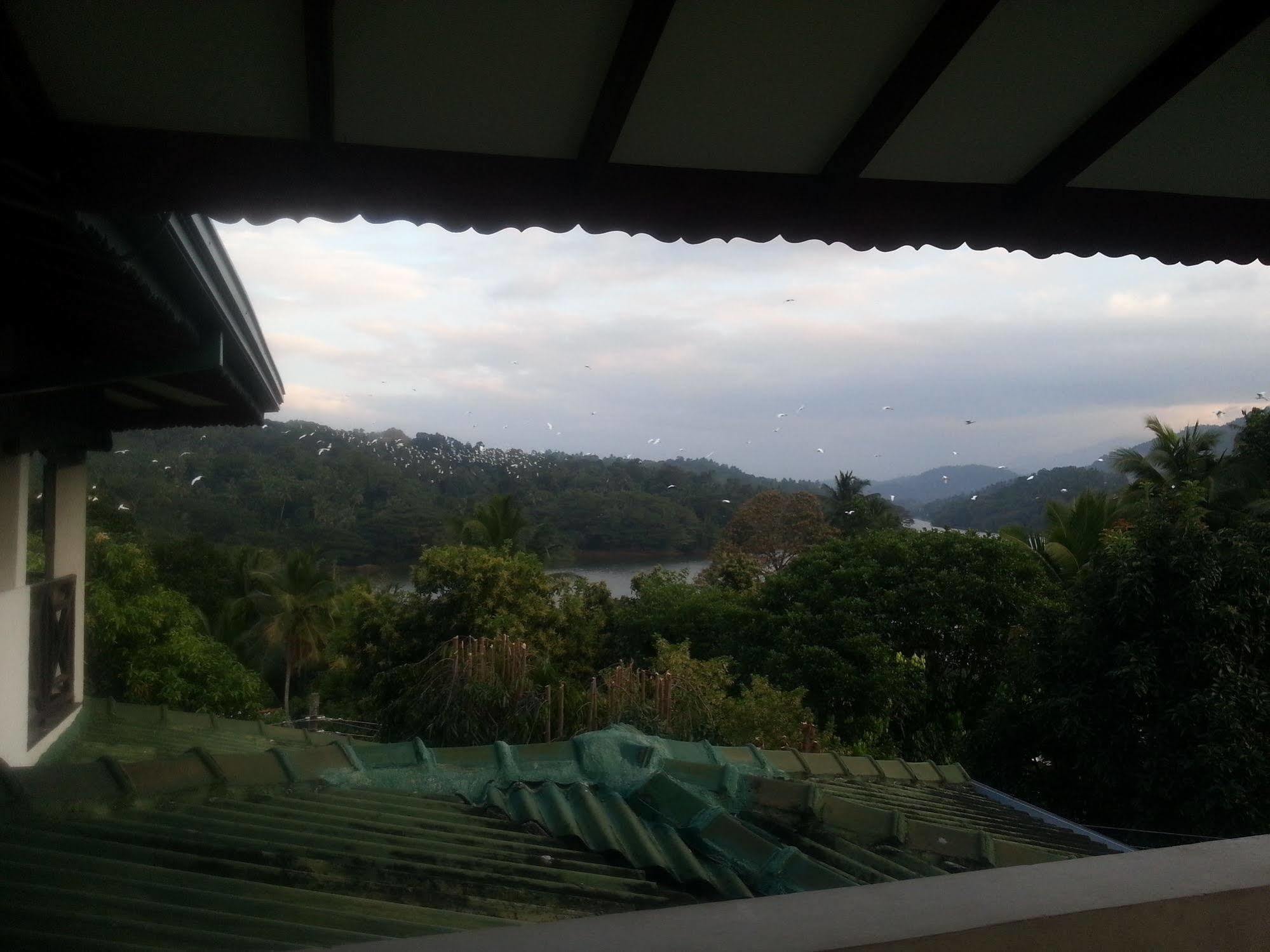 Kandy Holiday Home Extérieur photo